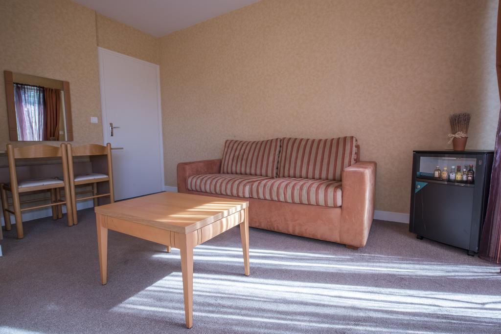 Hotel Le Jura Divonne-les-Bains Kültér fotó